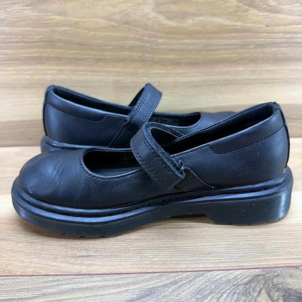 Dr. Martens us kids